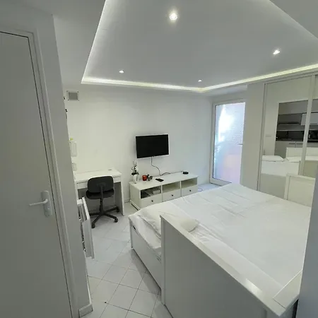 Apartment Old Town 100m From Menton